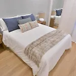 Clavero דירה *